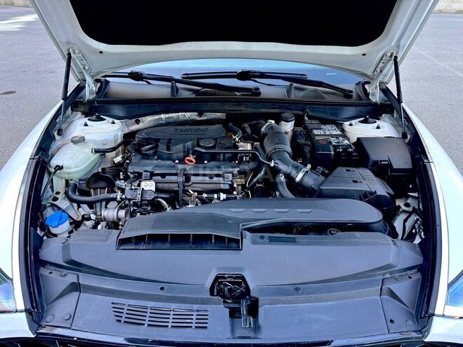 Hyundai Sonata-15
