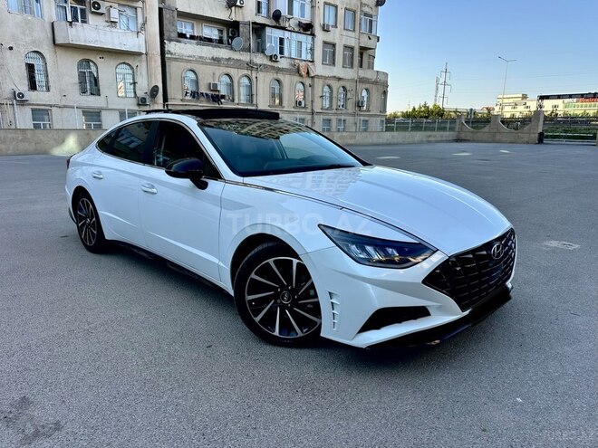 Hyundai Sonata-2