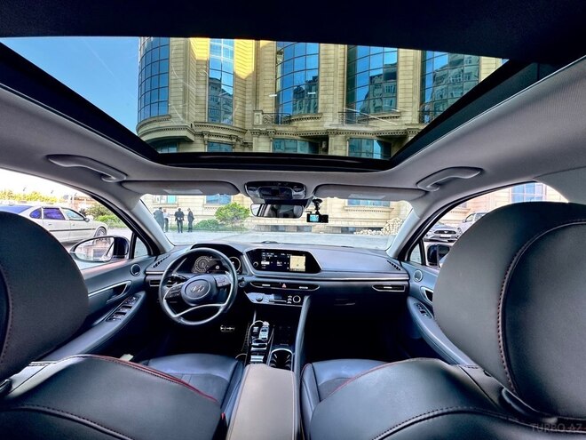 Hyundai Sonata-14