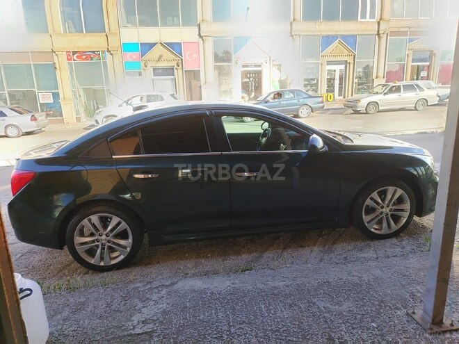 Chevrolet Cruze-4