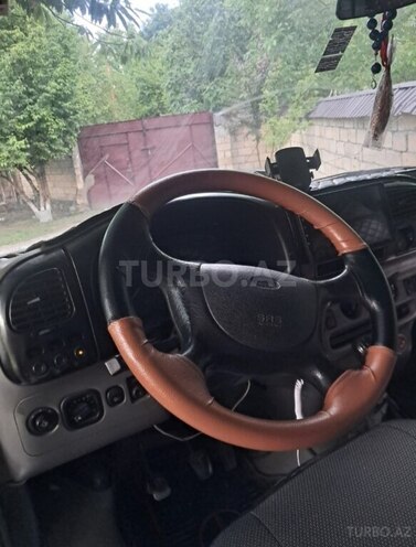 Ford Transit-10