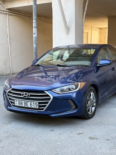 Hyundai Elantra-5