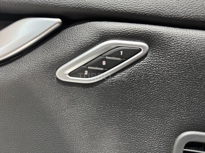Maserati Ghibli-12