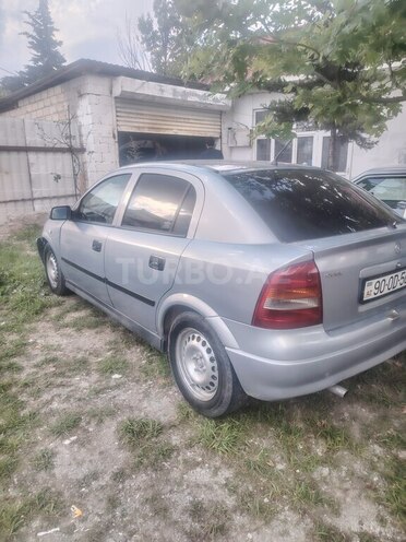 Opel Astra-3