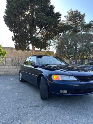 Opel Vectra-14