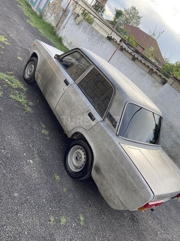 LADA (VAZ) 2107-4