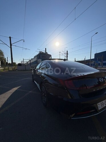 Hyundai Sonata-8