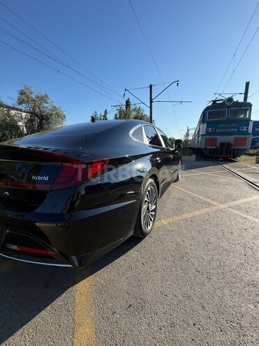 Hyundai Sonata-7