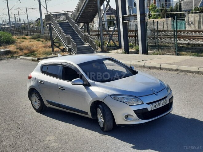 Renault Megane-2