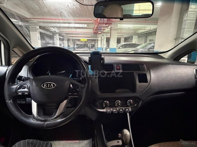 Kia Rio-2