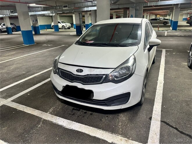 Kia Rio-1