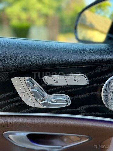 Mercedes E 300-18