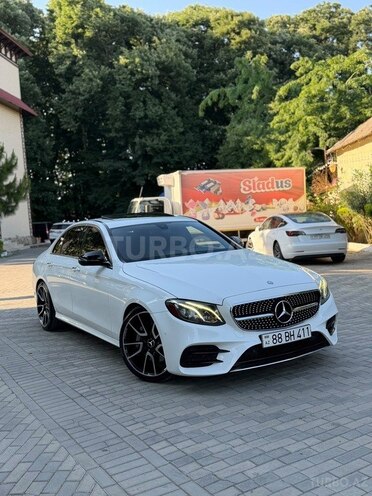 Mercedes E 300-3