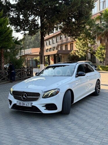 Mercedes E 300-4
