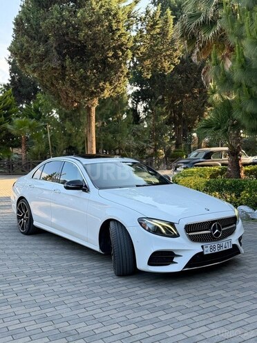 Mercedes E 300-5
