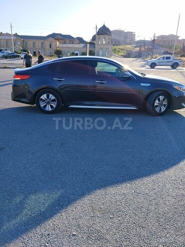 Kia Optima-4