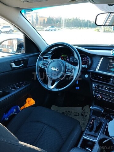 Kia Optima-12