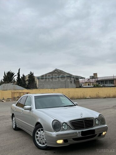 Mercedes E 240-9