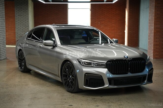 BMW 740-2