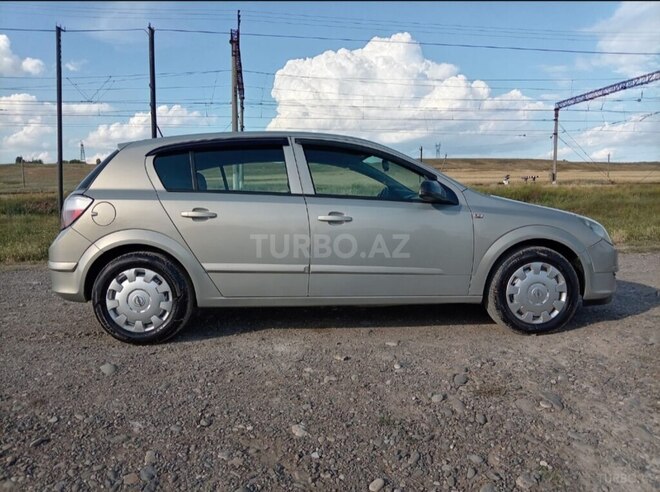 Opel Astra-7