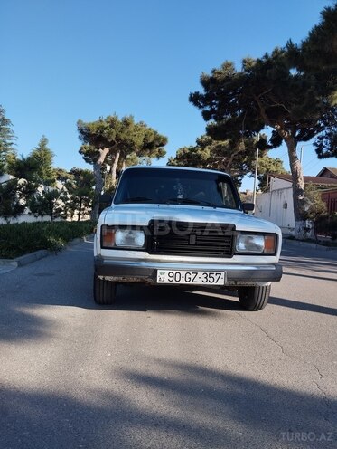 LADA (VAZ) 2107-1