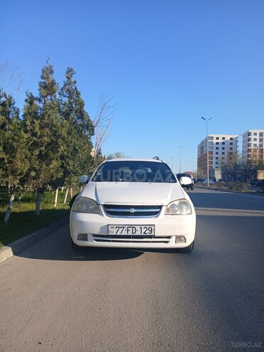 Chevrolet Lacetti-1