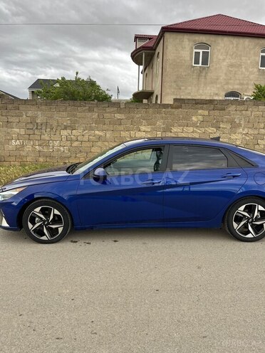 Hyundai Elantra-3