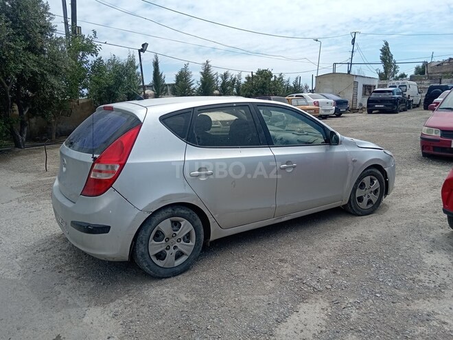 Hyundai i30-2