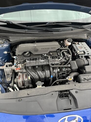 Hyundai Elantra-7