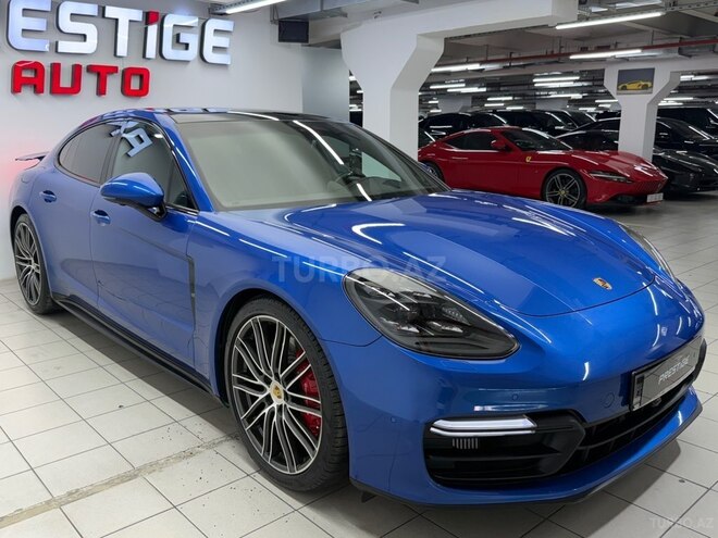 Porsche Panamera GTS-2