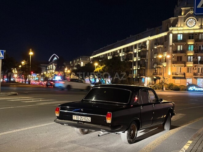 GAZ 24 "Volga"-13