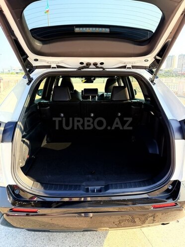 Toyota RAV4-7