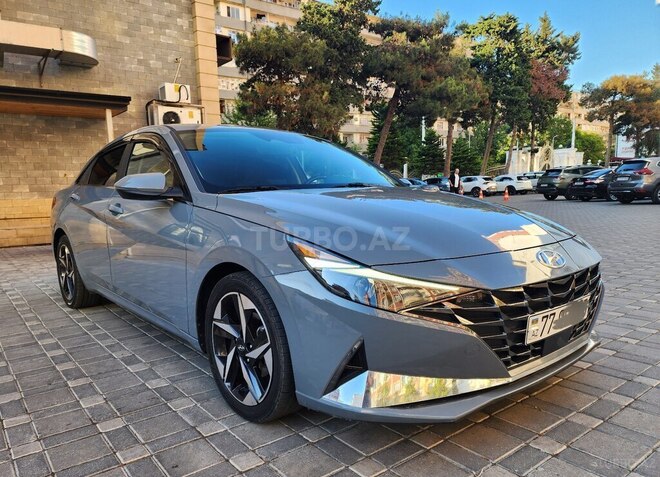 Hyundai Elantra-6