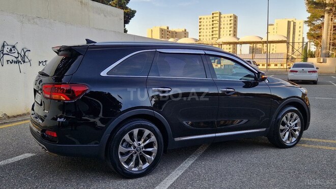 Kia Sorento-8