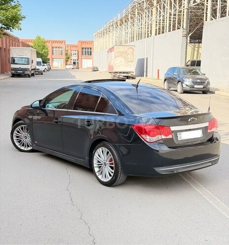 Chevrolet Cruze-2