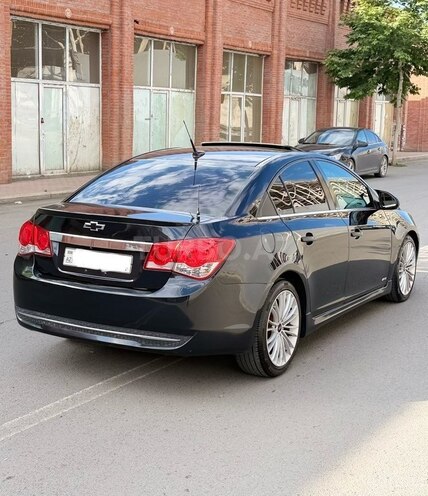 Chevrolet Cruze-4