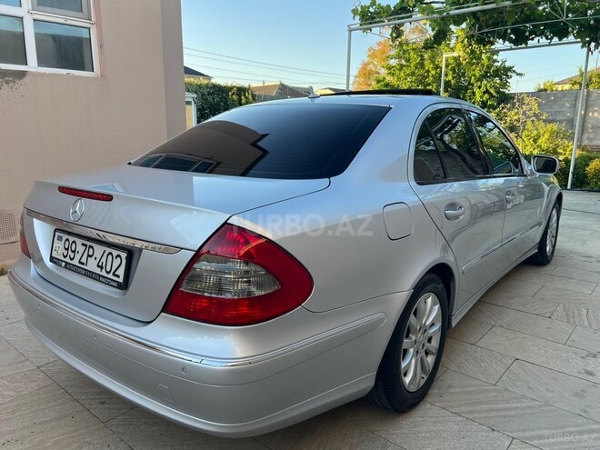 Mercedes E 220-4