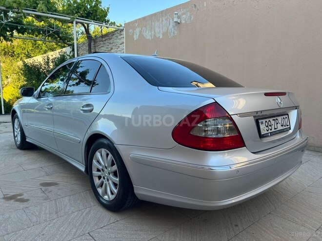 Mercedes E 220-5