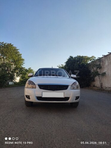 LADA (VAZ) Priora-1