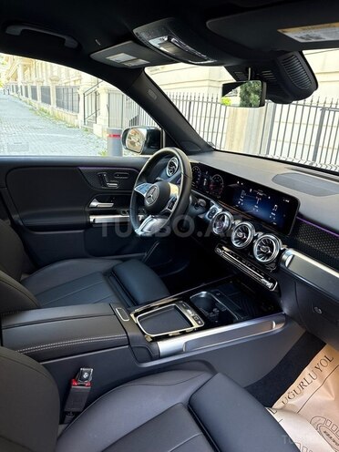 Mercedes GLB 200-14