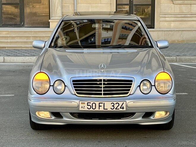 Mercedes E 240-3