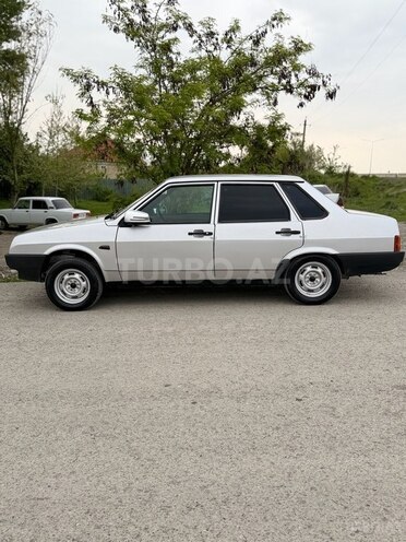 LADA (VAZ) 21099-2