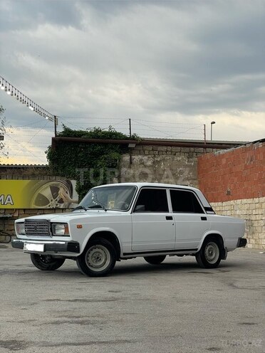 LADA (VAZ) 2107-4