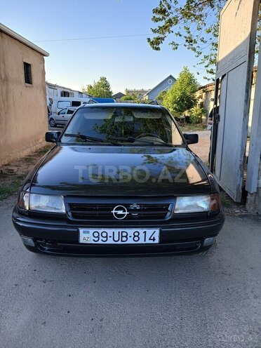 Opel Astra-1