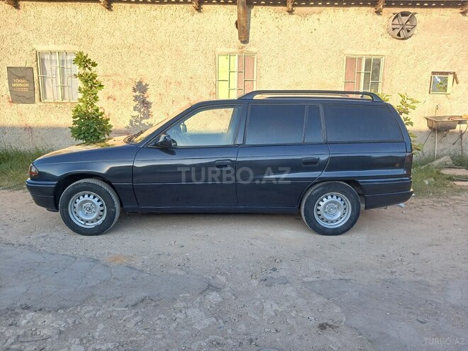 Opel Astra-6