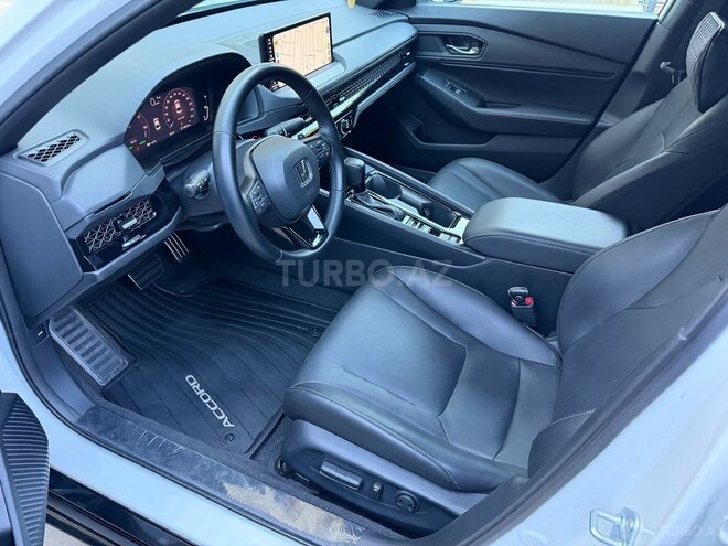 Honda Accord-12