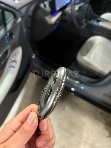 Hyundai Sonata-21