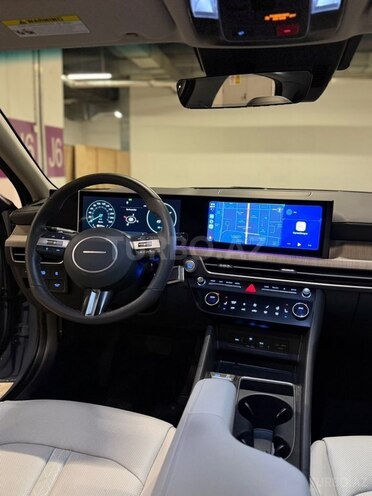Hyundai Sonata-15