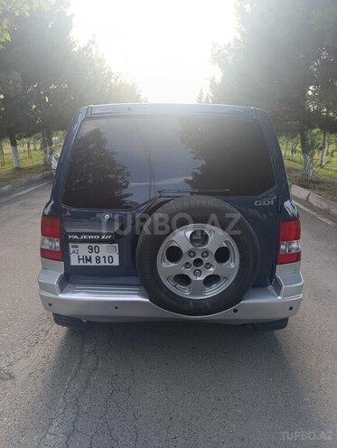 Mitsubishi Pajero io-4