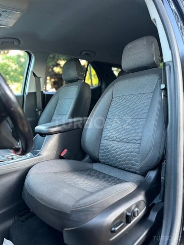 Chevrolet Equinox-12